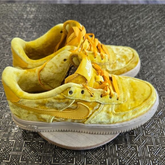 🐢 Nike Air Force 1 LV8 GS 'Mineral Gold' Size 4Y Great Shape! - Picture 6 of 13